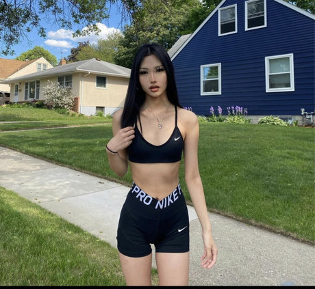 Foreign bich star erotic img