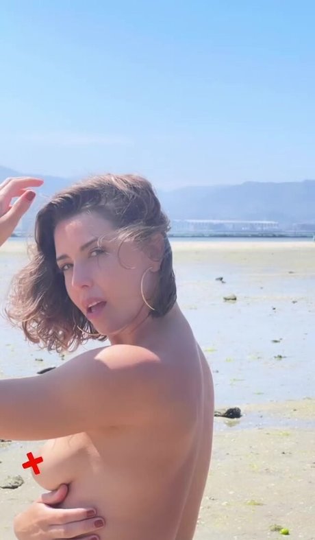 Erika Sanz nice star pictures