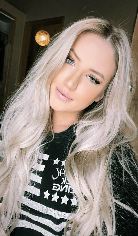 kaitykat1995free model pornographic image