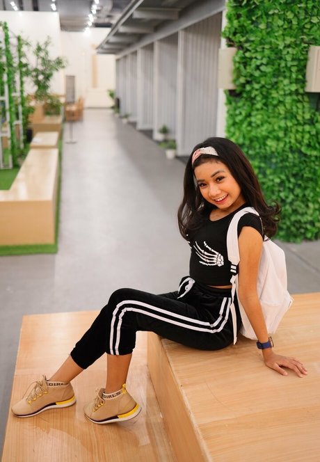 vaniawho best pornstar photo