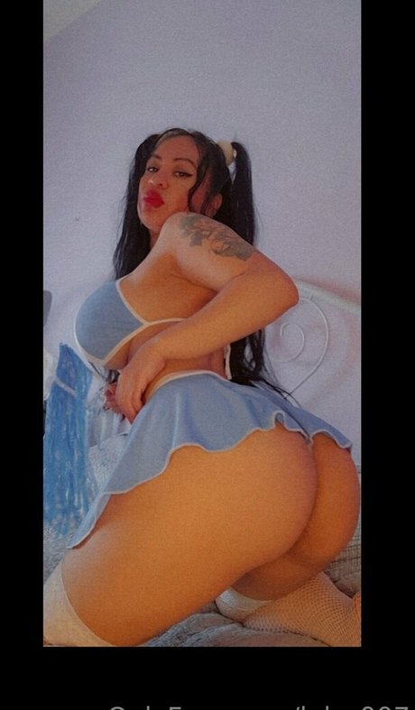 luly 000 star nude gallery