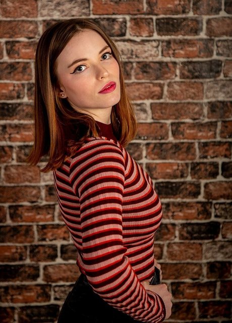 Ellie Littlechild top model photo