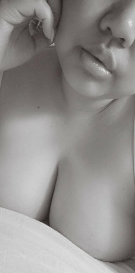 syurii star erotic pictures