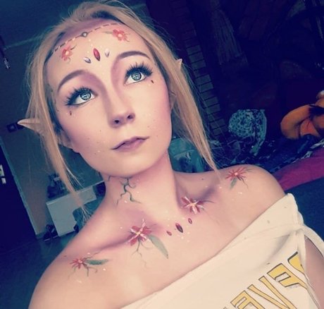 exoskel exclusive actress img