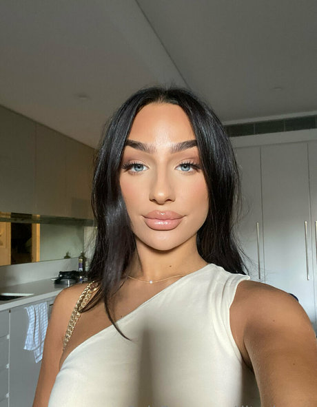 liltashmae sexy pornstar img