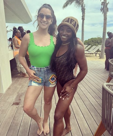 Aly Raisman hd actress gallery