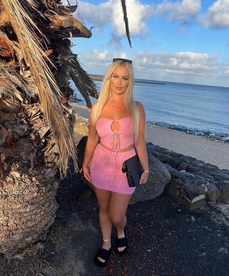 asian cheerleader onlyfans erotic photos