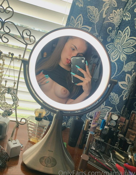 ryliefoxx erotic model pics