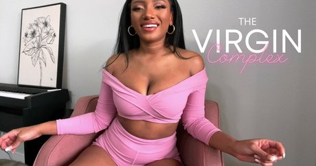 Worship India pornstar naked image