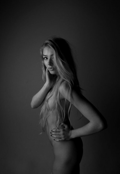 Alice Neale top star pics