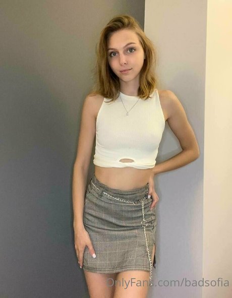 badsofia hot model photo