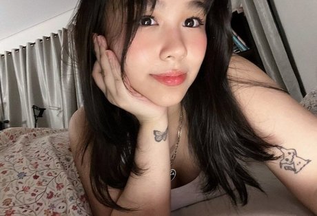 sadparu sexy actress pic