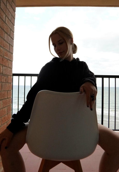 missdemonmoon model pretty pics