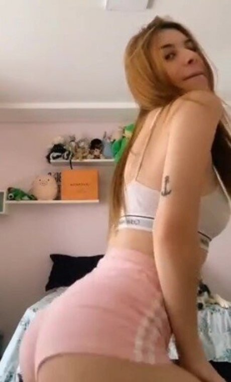 Carolina Camargo model high quality photos