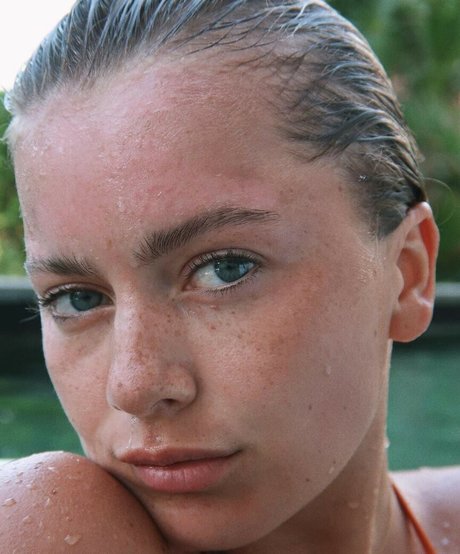 Tasha Ghouri star top gallery