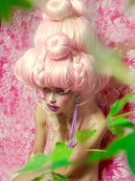 Jess Bush star pretty img