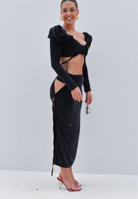 Adele Exarchopoulos hot model images