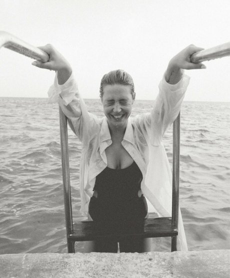 teen feet onlyfans beautiful naked img