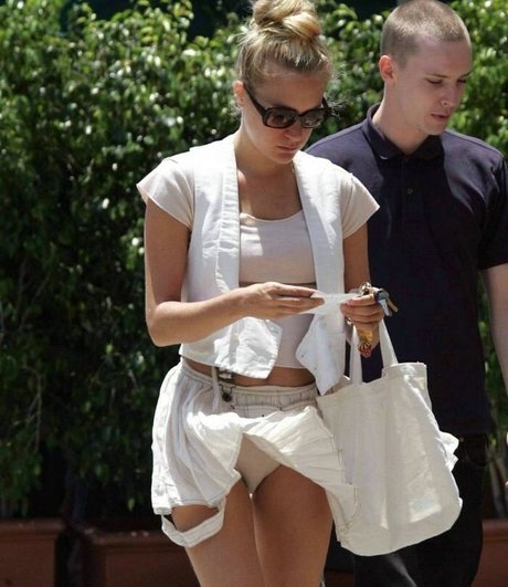 Chloe Sevigny erotic star archive