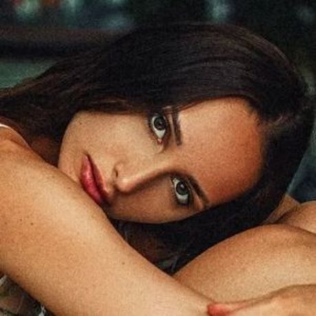 Paula Szenejko hd actress galleries