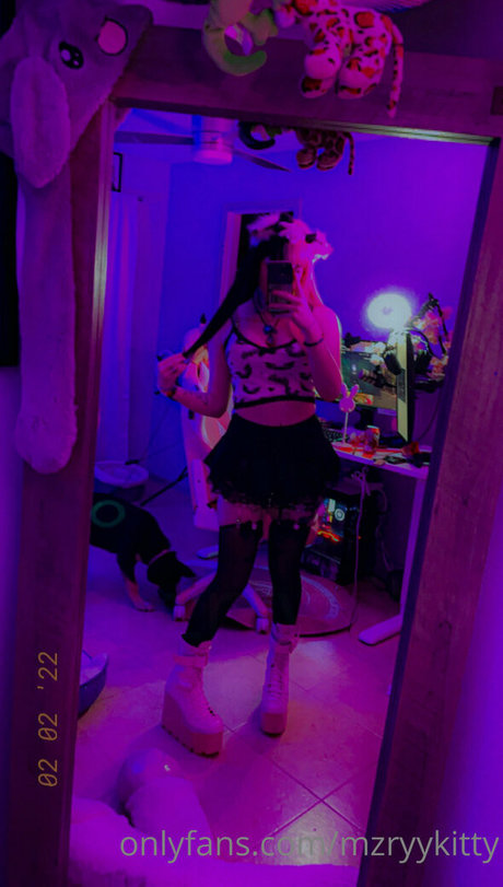 pixiemstyfree erotic model galleries