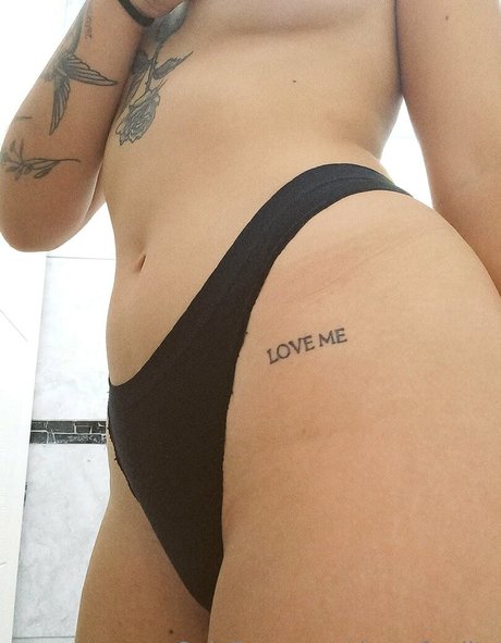 rosecamxxx adult model galleries