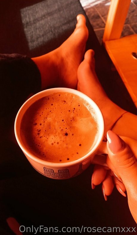 rosecamxxx hot pornstar picture