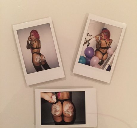 misscharliepearl nude model pic