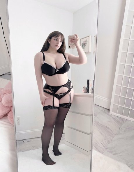 Emixomiu sexy star picture