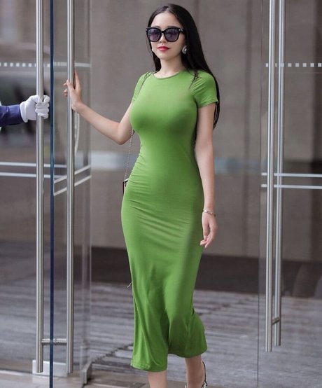 Echo Yue star art picture