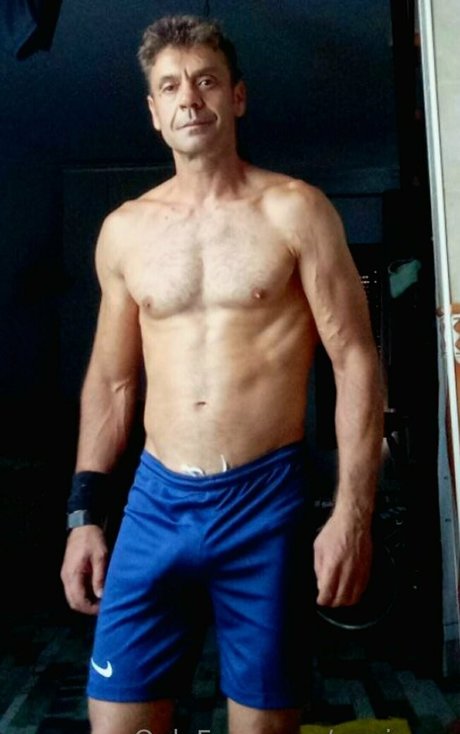 papi xxx naked model photo