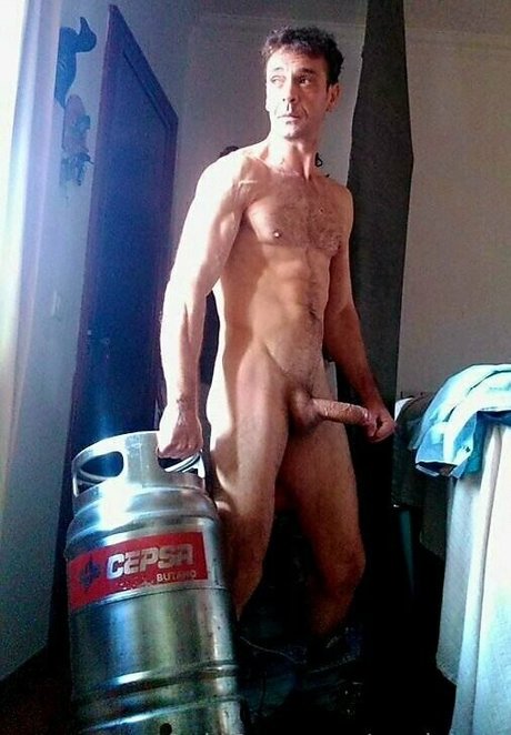 papi xxx naked model photos