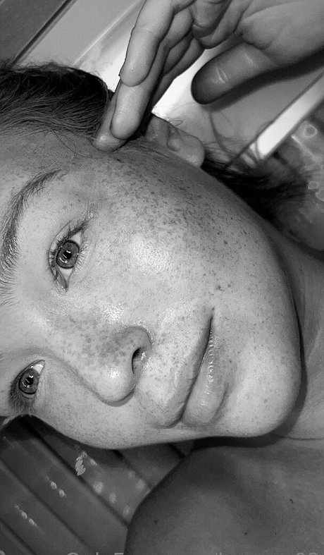 leorose02 porn actress pics