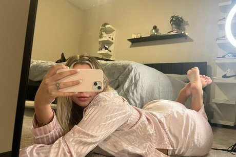 willowclarkk model perfect images