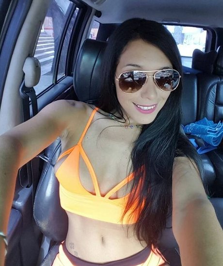 Scarleth Team free model photos