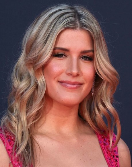 Eugenie Bouchard star top archive