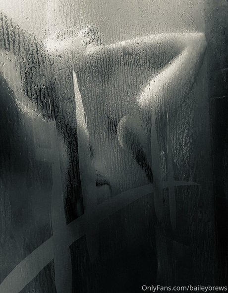 BaileyBrews pornstar nude image