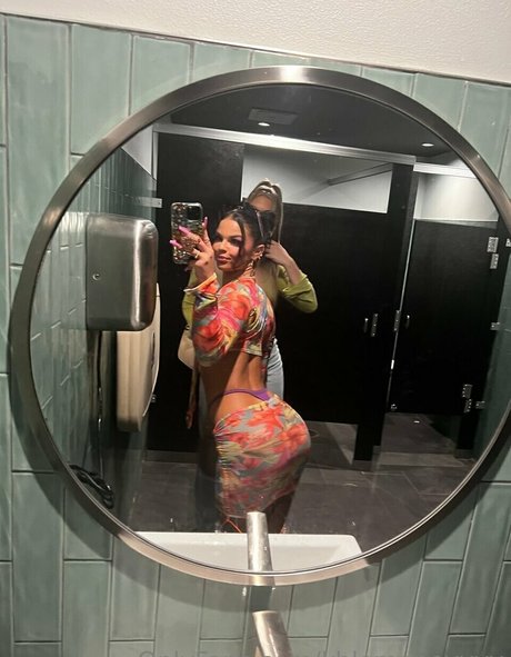 Chloe Swain star best picture