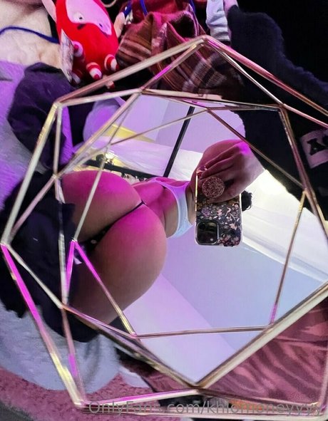 Chloe Swain pornstar art pics