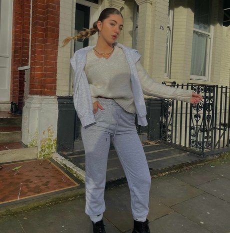 Ela Be eri high quality pornstar images