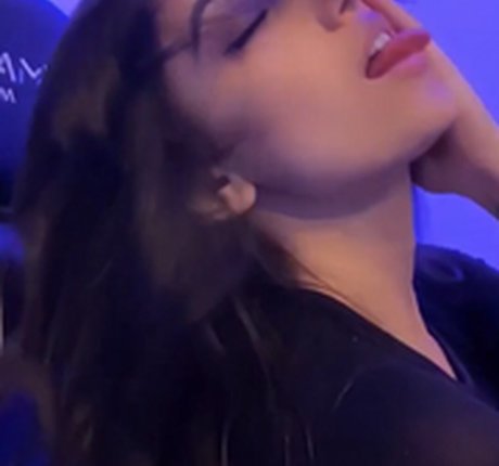 Pamm Bigo model top photo