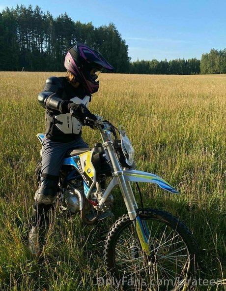 kirateen Profile pic