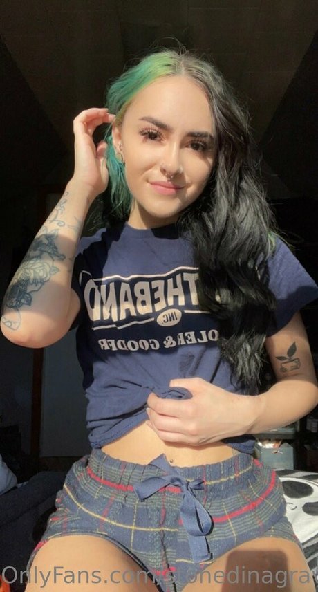 stonedinagraveyard star hd archive