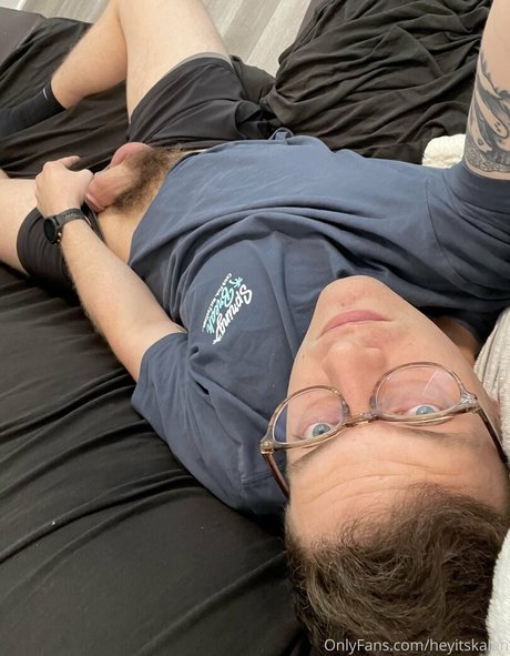 heyitskalen star top picture