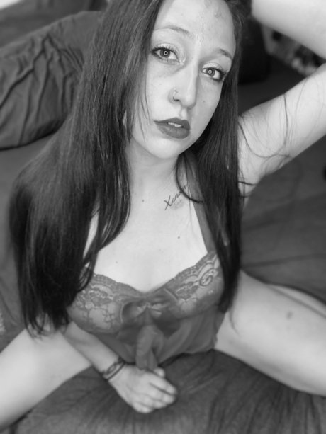 MorganLaeFaex7_ model perfect pictures