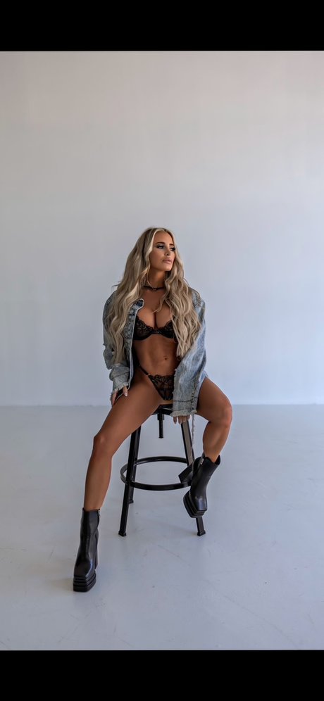 Heather Kay model nudes pics