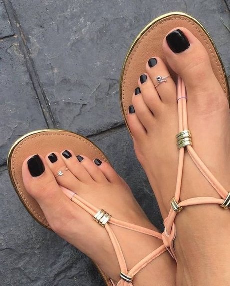 Giulia Merea star sexy image