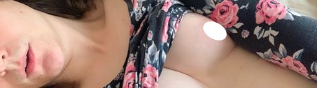 Robyn Hartz pornstar naked pics