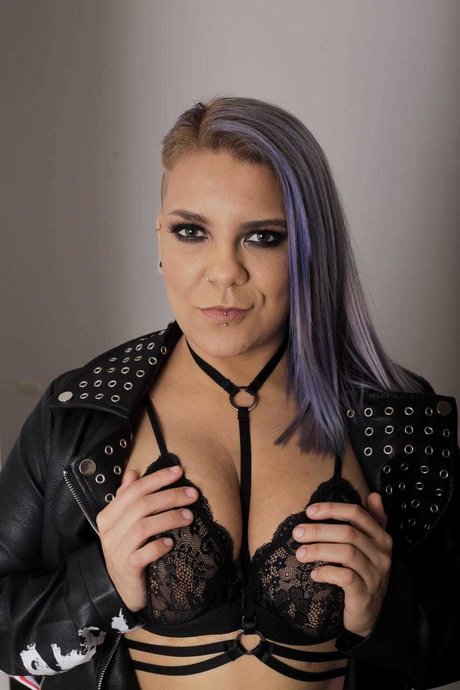 La Rubia Sabrina_ model naked image