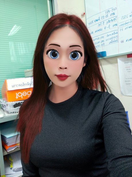 Snookiexladyboy star picture